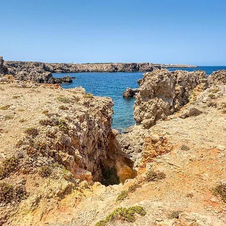 Peaceful Getaway By The Sea In Na Macaret, Menorca *
